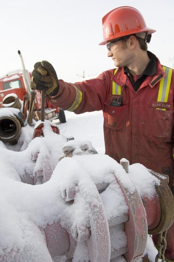 Well Services Labourer Careers in Oil & Gas